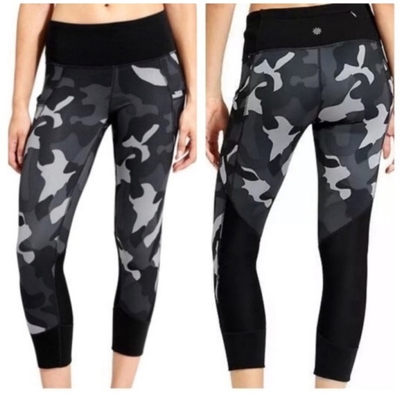 Athleta Black Gray shadow camo Leggings size small pockets - Picture 3 of 13
